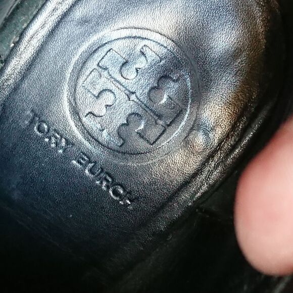 Tory Burch Rina Black Leather Ankle Lug Platform Bootie size 8M - Picture 7 of 12
